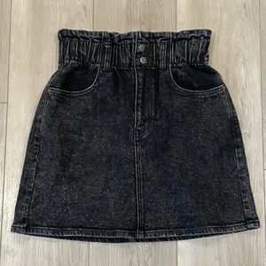 Dark rinse denim Arizona skirt